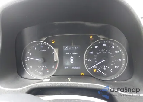 2018 Hyundai Elantra Sel z USA, uszkodzony, nr VIN 5NPD84LF3JH307295